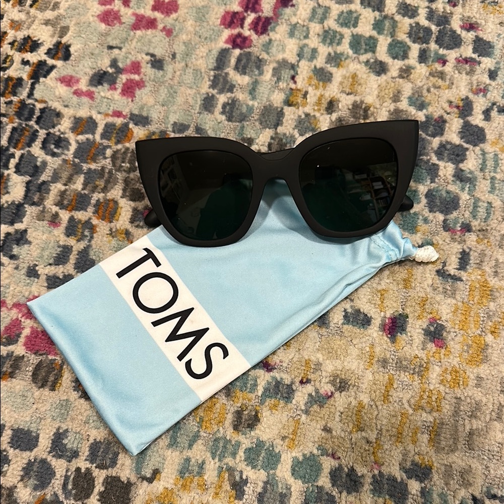 Toms Black Oversized Square Sunglasses